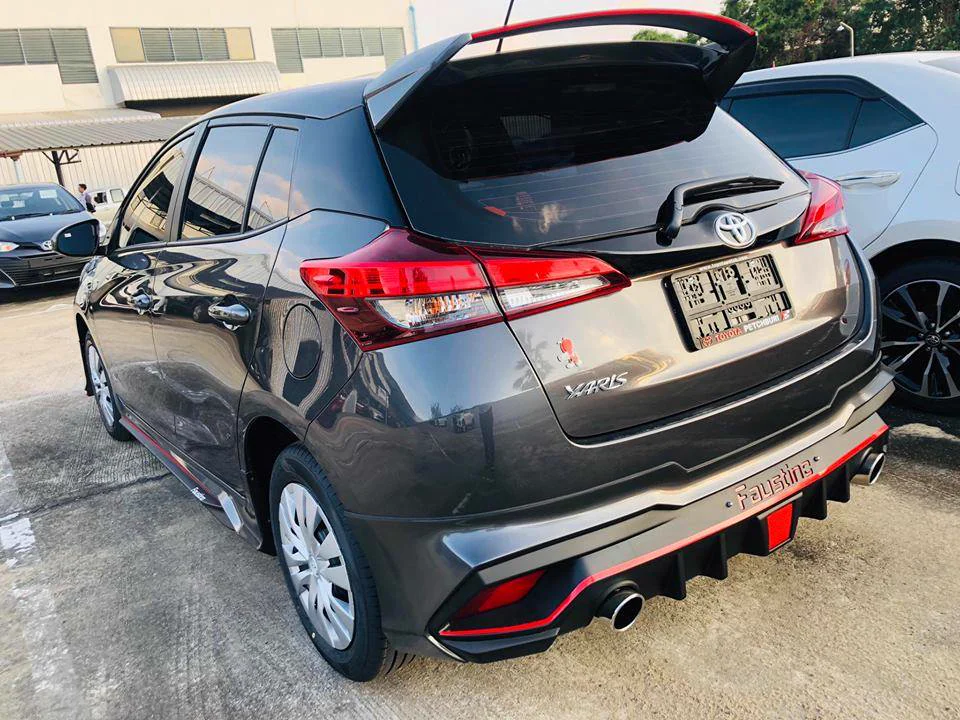 รูปชุดแต่ง ชุดแต่ง Toyota Yaris Ativ 17 19 Faustino 5 Door ภาพที่ 12