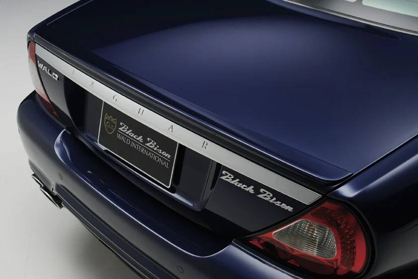 ชุดแต่ง JAGUAR XJ WALD Japan สปอร์ตไลน์ แบล็กไบซัน เอดิชัน ภาพ 11
