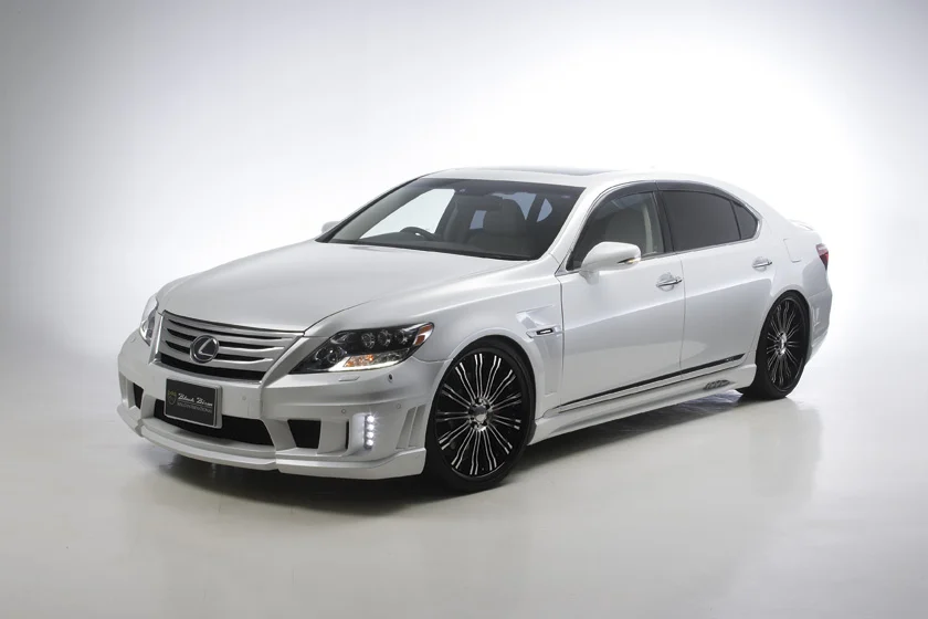 ชุดแต่ง LEXUS LS460/L 600h/hL WALD Japan สปอร์ตไลน์ แบล็กไบซัน เอดิชัน ภาพ 22
