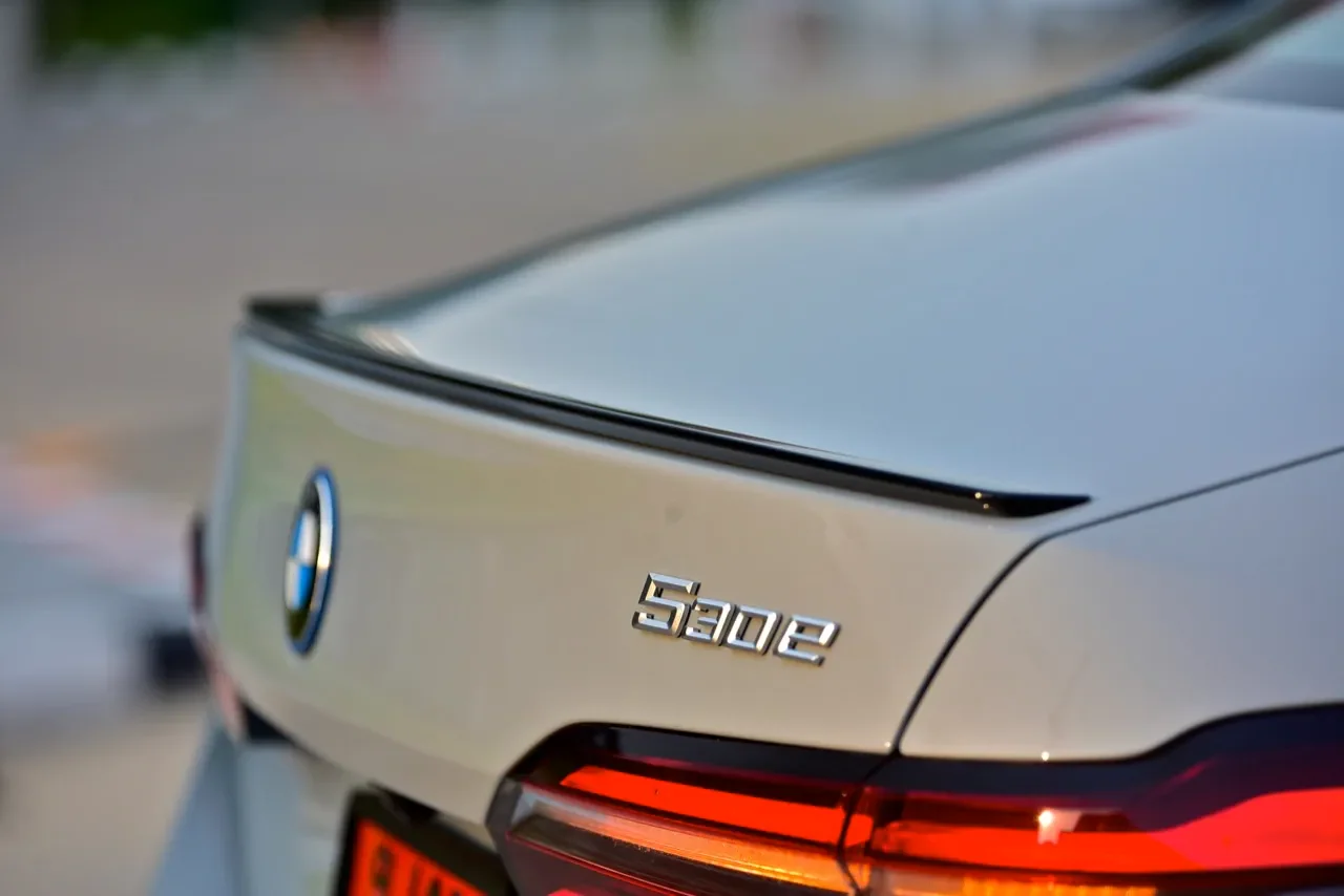 รูปชุดแต่ง ชุดแต่ง BMW Series5 G60 2024 2026 M Sport ภาพที่ 7
