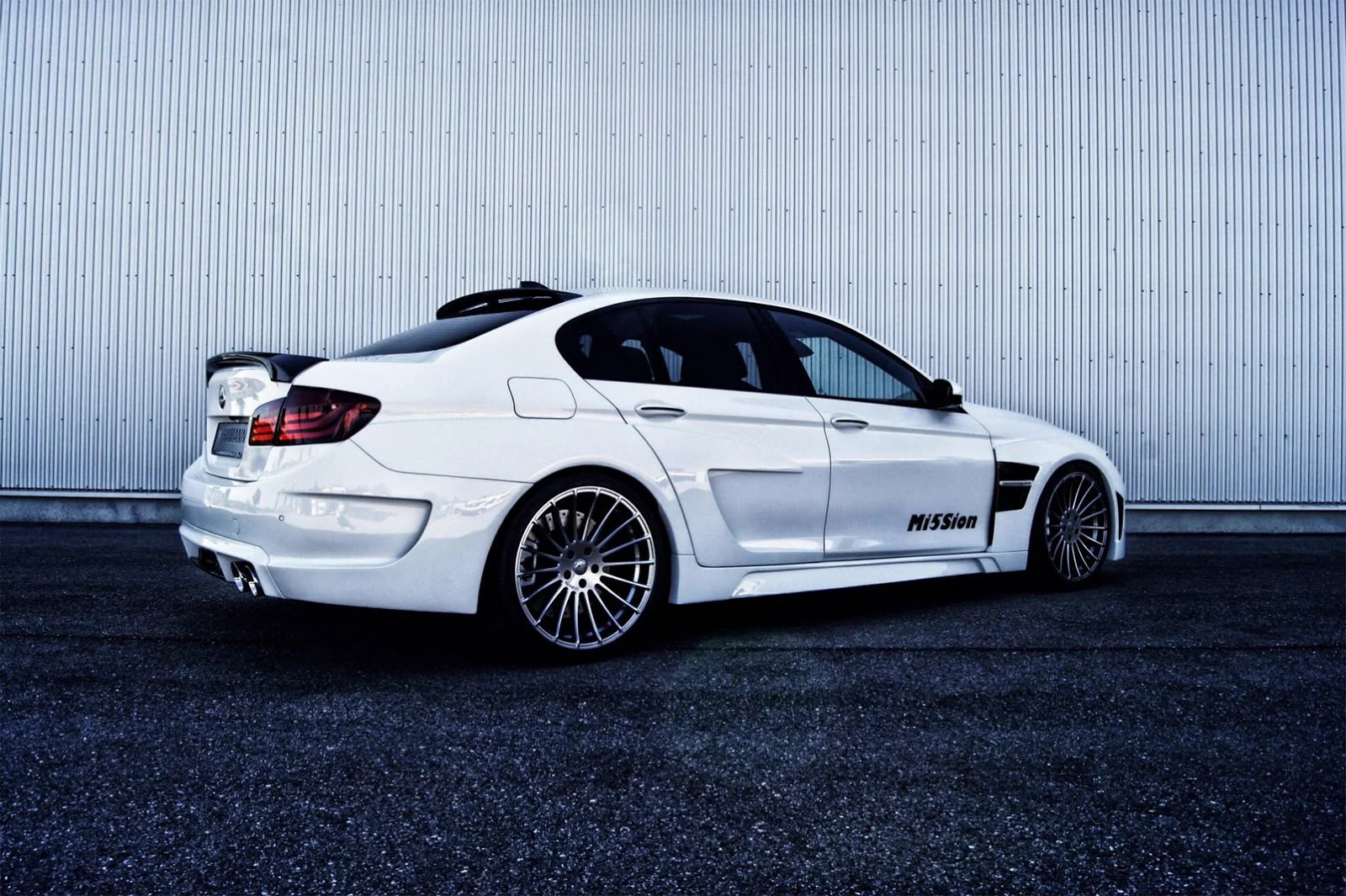 รูปชุดแต่ง ชุดแต่ง BMW Series5 F10 F11 2010 2017 Hamann Wide Body ภาพที่ 6