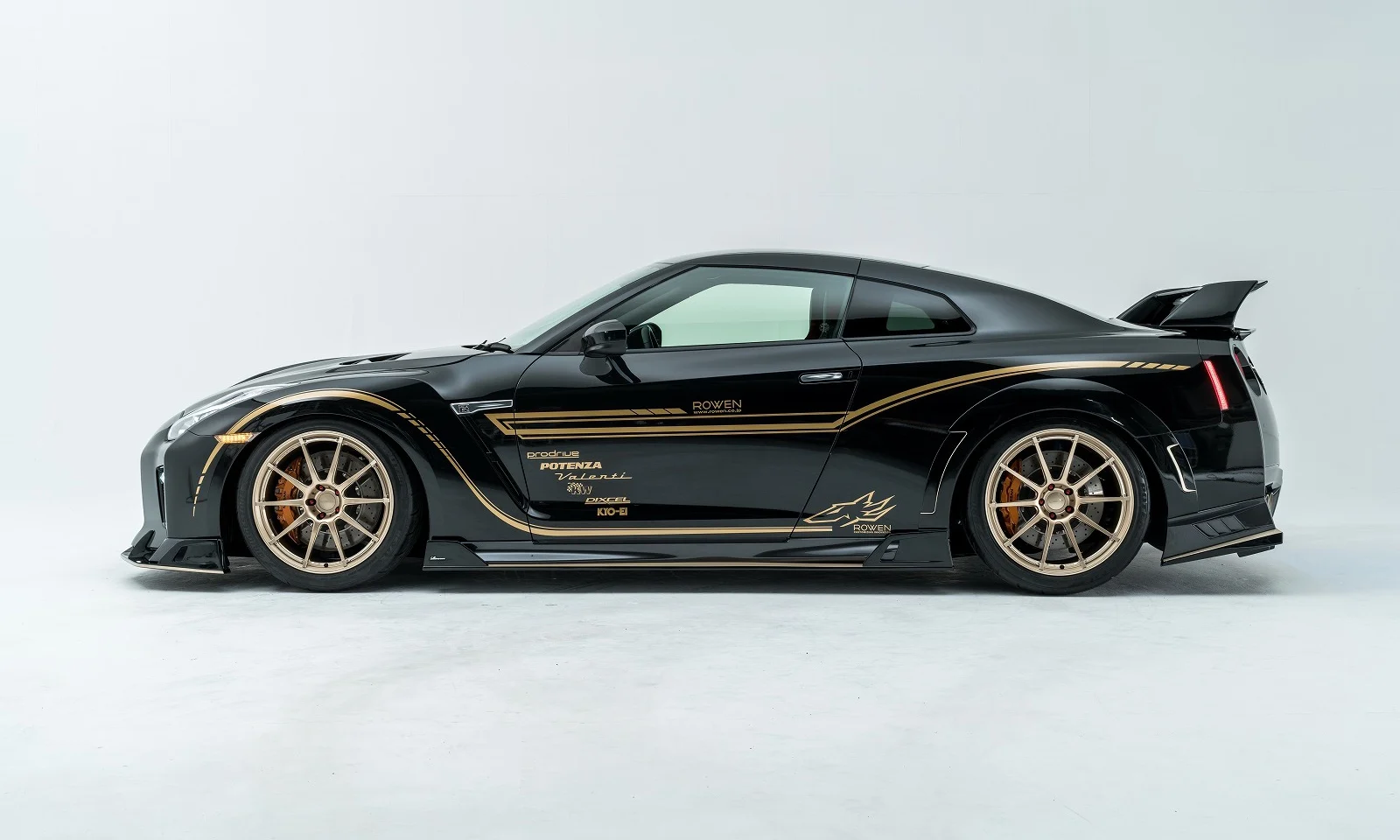 ชุดแต่ง NISSAN GT-R (MY2017~) R35 2016.07~2022.12 Rowen Japan ภาพ 4