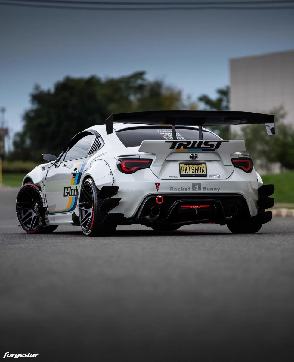 รูปชุดแต่ง ชุดแต่ง Toyota 86 BRZ Rocket Bunny V 2.5 ภาพที่ 3