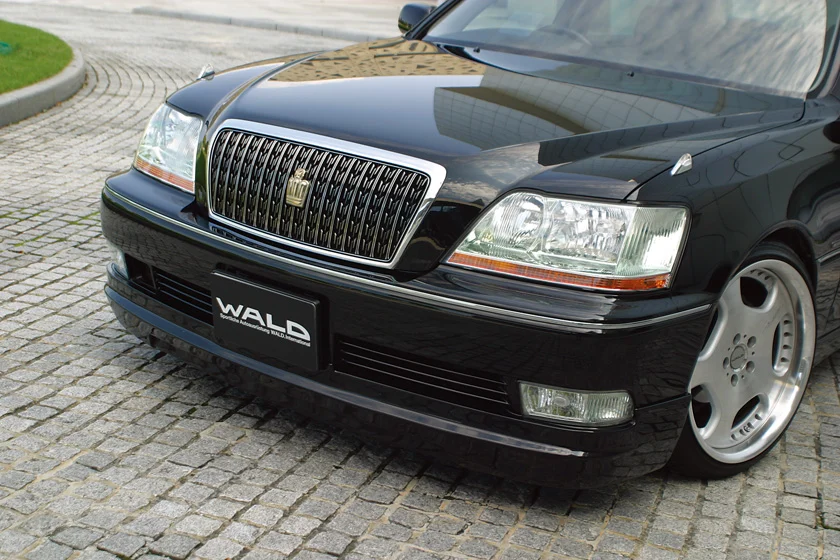 ชุดแต่ง TOYOTA CROWN MAJESTA WALD Japan เอ็กเซ็กคิวทีฟไลน์ ภาพ 6
