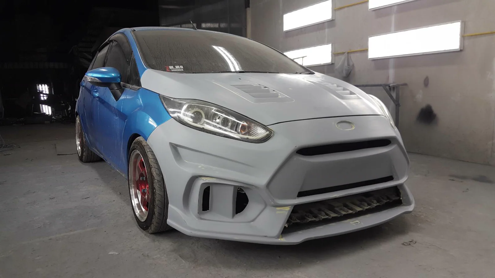 รูปชุดแต่ง ชุดแต่ง Ford Fiesta MK7.5 ภาพที่ 8