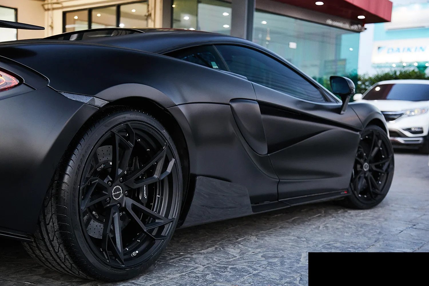 ชุดแต่ง McLaren 570S McLaren 570S Prodrive Shop ภาพ 8