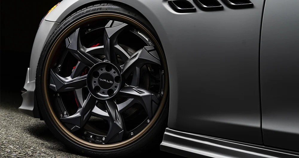 ชุดแต่ง MASERATI QUATTROPORTE WALD Japan เอ็กเซ็กคิวทีฟไลน์ ภาพ 22