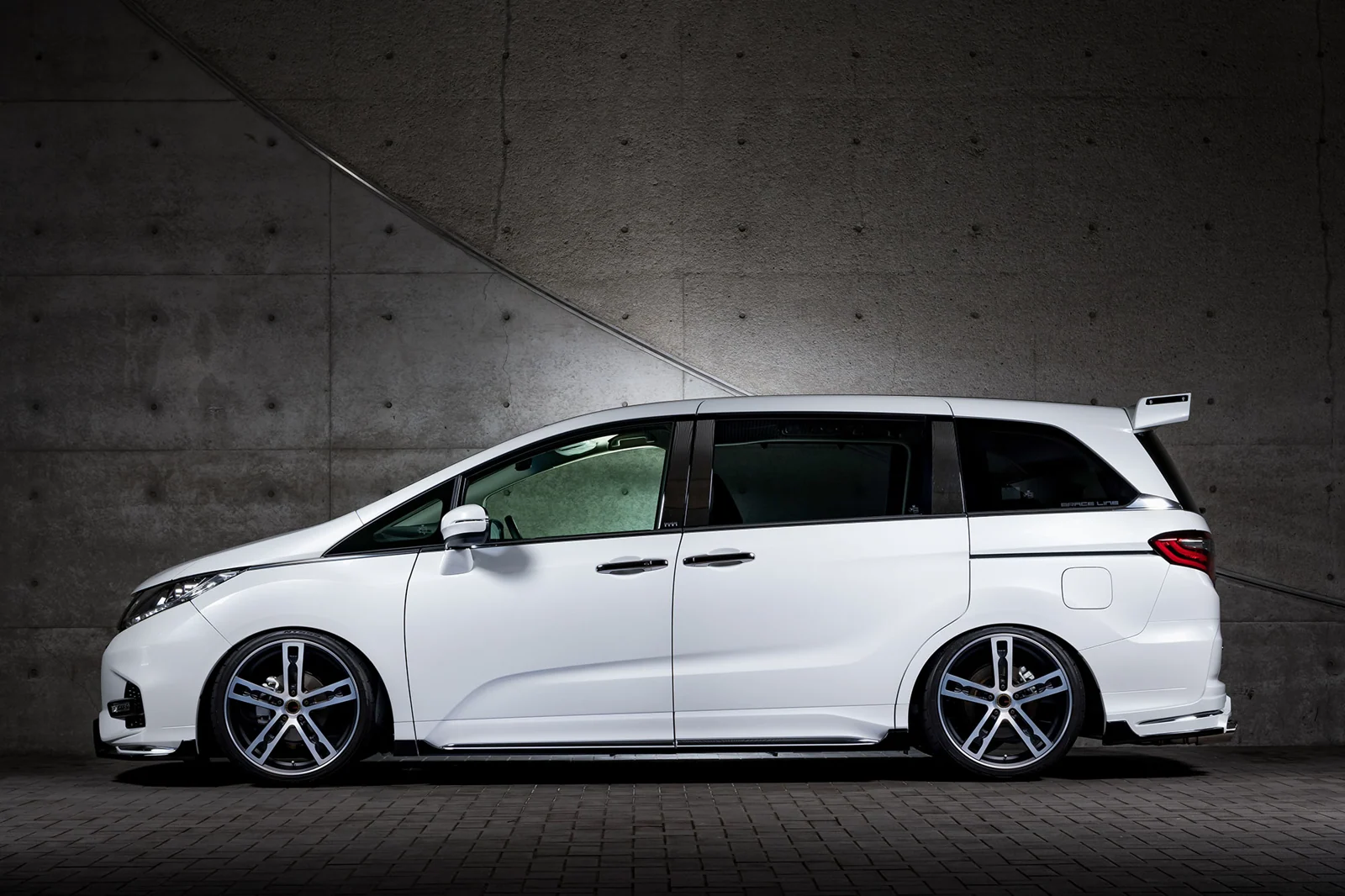 รูปชุดแต่ง ชุดแต่ง Honda Odyssey 2013 2017 MZ Speed V3 ภาพที่ 9