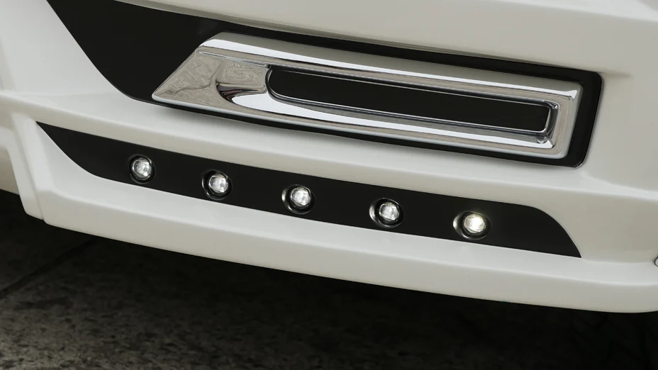 ชุดแต่ง TOYOTA LAND CRUISER 200 WALD Japan สปอร์ตไลน์ ภาพ 22