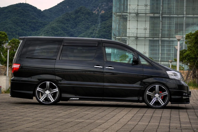 ชุดแต่ง TOYOTA ALPHARD WALD Japan สปอร์ตไลน์ แบล็กไบซัน เอดิชัน ภาพ 22