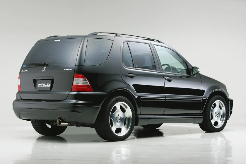 ชุดแต่ง MERCEDES-BENZ M-CLASS WALD Japan เอ็กเซ็กคิวทีฟไลน์ ภาพ 6