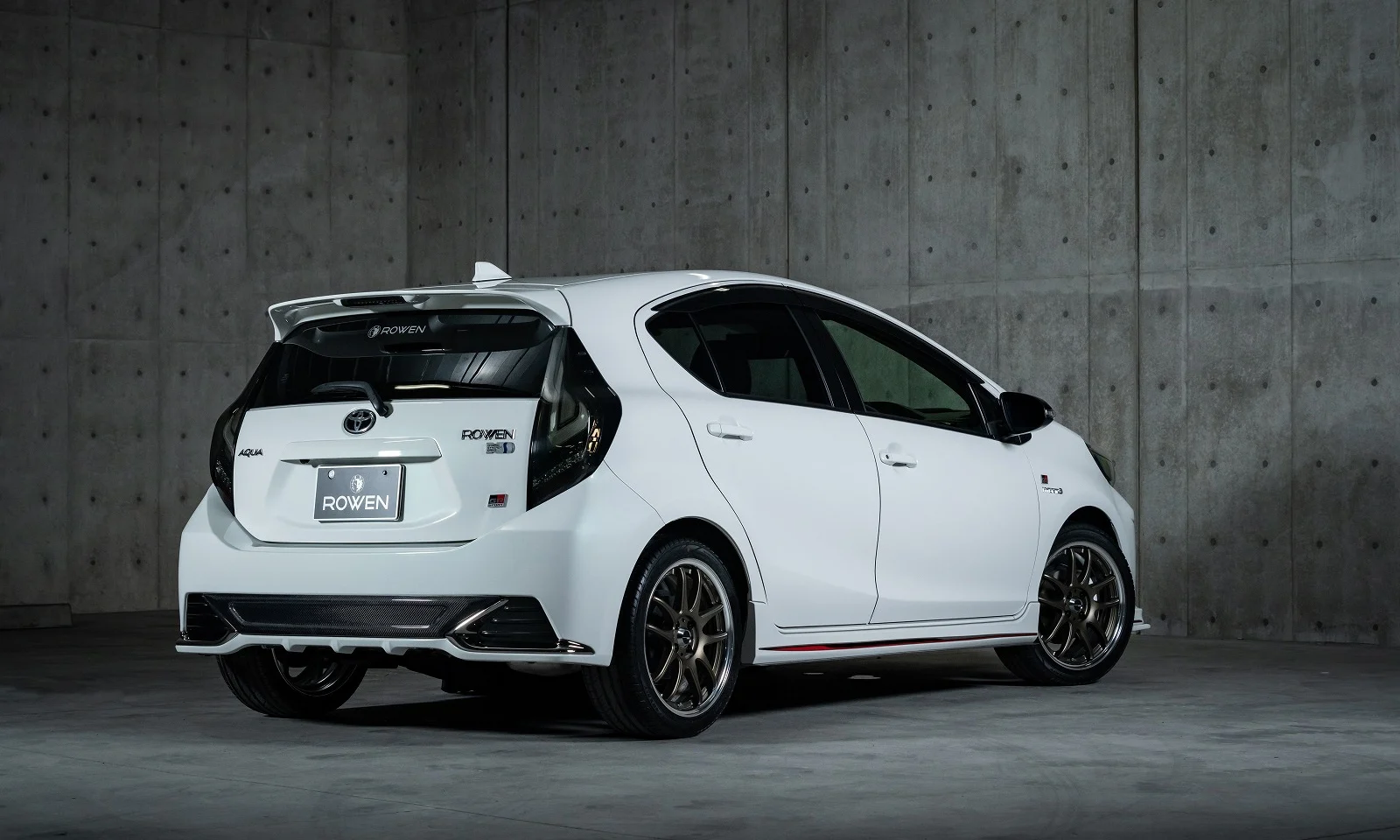 ชุดแต่ง TOYOTA 10 AQUA GR SPORT NHP10 2017.11~2021.7 ROWEN SPORT Rowen Japan ภาพ 18