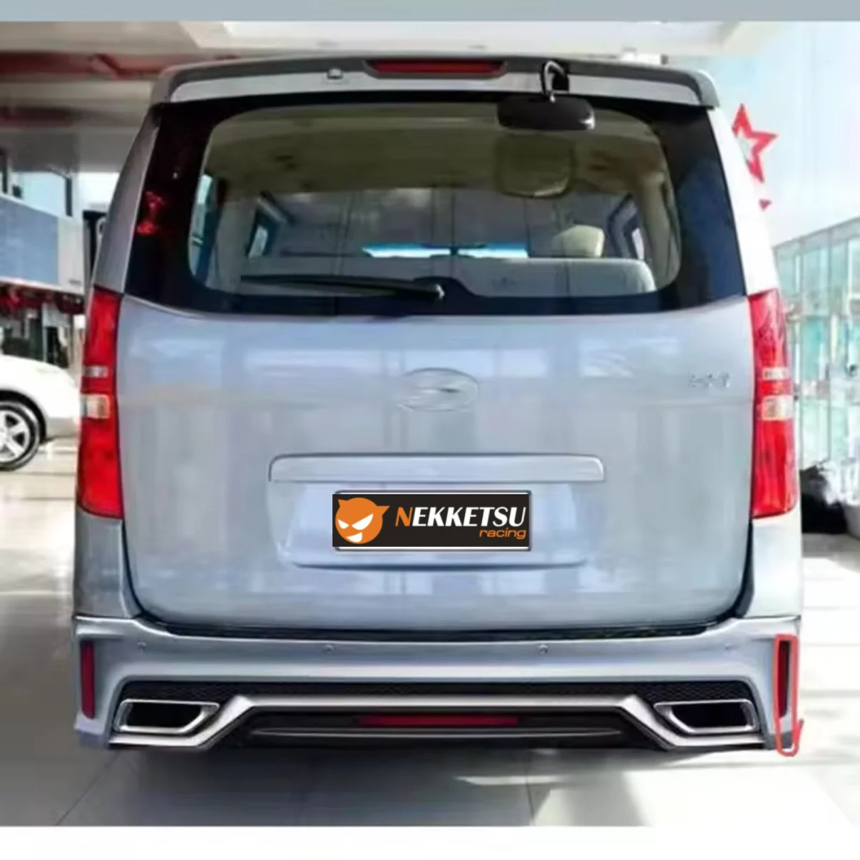 รูปชุดแต่ง ชุดแต่ง Hyundai H1 เปลี่ยนหน้าใหม่ ภาพที่ 4