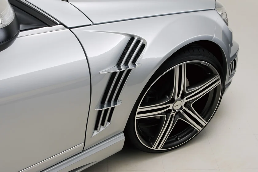 ชุดแต่ง MERCEDES-BENZ C-CLASS WAGON WALD Japan สปอร์ตไลน์ แบล็กไบซัน เอดิชัน ภาพ 21