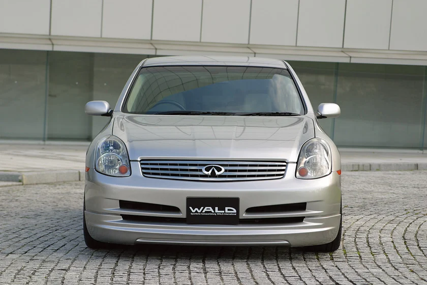 ชุดแต่ง NISSAN SKYLINE WALD Japan เอ็กเซ็กคิวทีฟไลน์ ภาพ 1