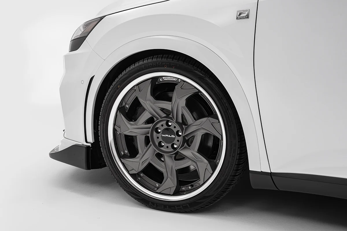 ชุดแต่ง LEXUS RX350/500h F SPORT WALD Japan สปอร์ตไลน์ ภาพ 18