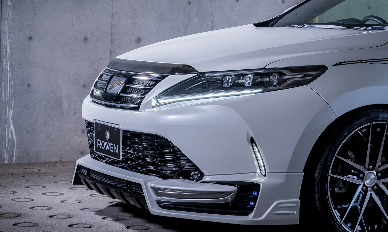 ชุดแต่ง TOYOTA 60 HARRIER MODEL DAA-AVU65/DBA-ZSU60W/65W/DBA-ASU60W/65W 2017.6~2020.06 Rowen Japan ภาพ 4