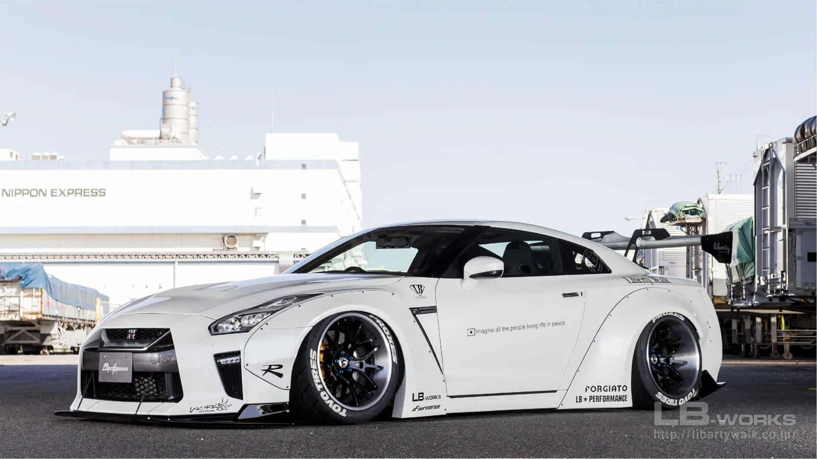 รูปชุดแต่ง ชุดแต่ง Nissan GTR R35 LB Work Type 1.5 ภาพที่ 3