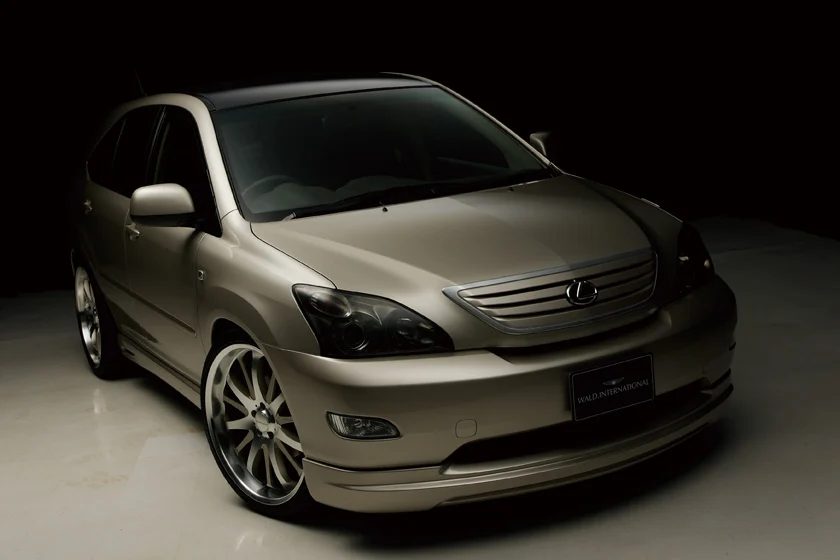 ชุดแต่ง TOYOTA HARRIER WALD Japan เอ็กเซ็กคิวทีฟไลน์ ภาพ 3