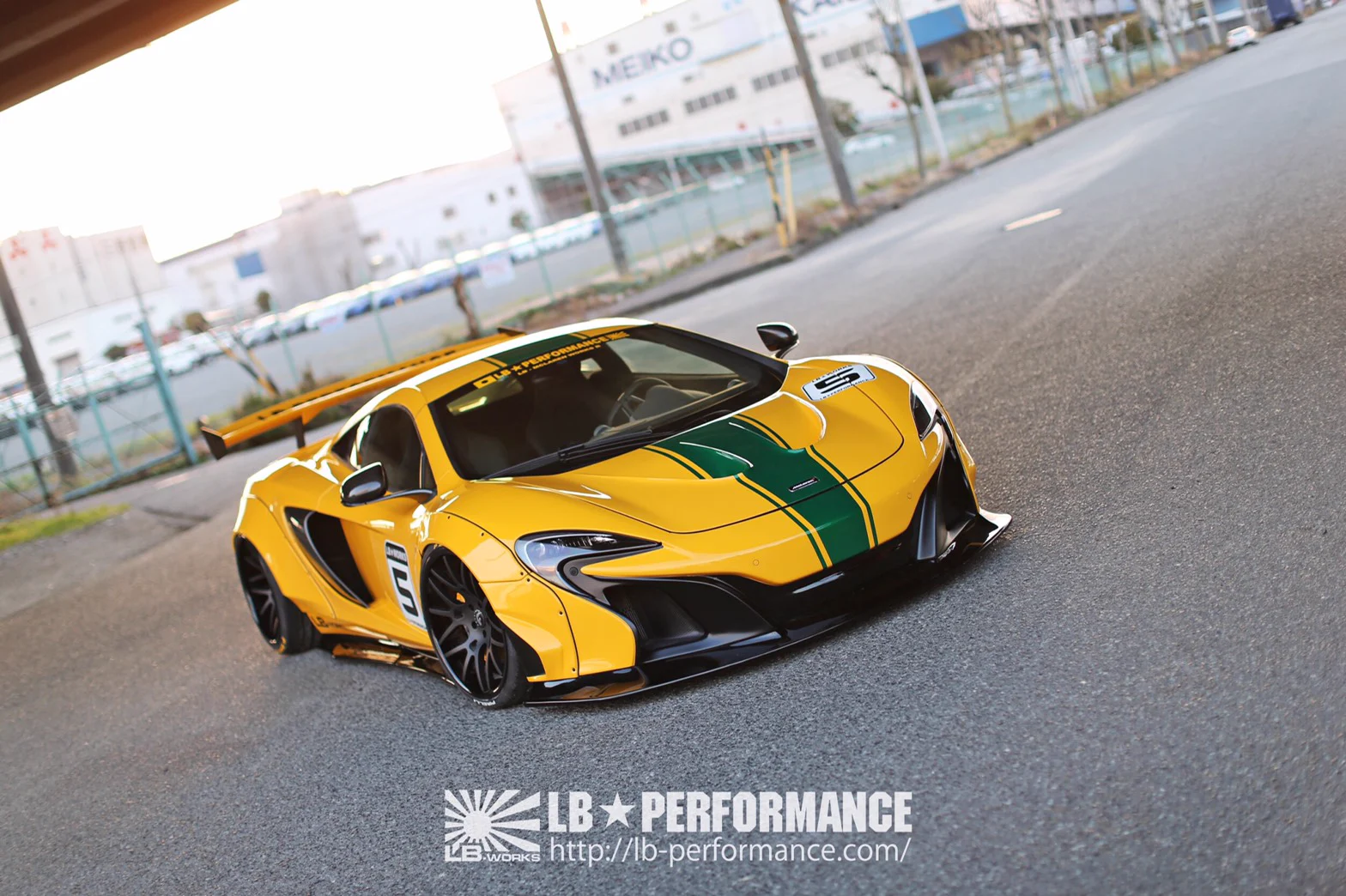 รูปชุดแต่ง ชุดแต่ง McLaren 650S LB Work ภาพที่ 18
