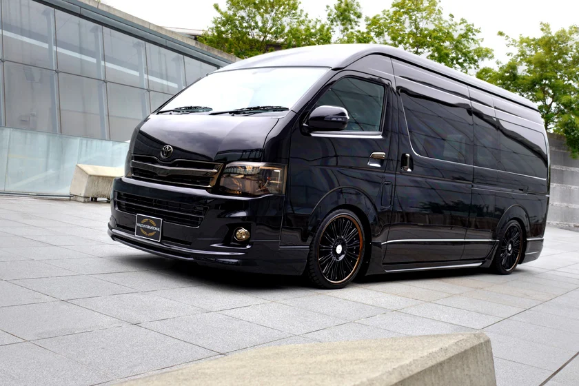 ชุดแต่ง TOYOTA HIACE SUPER LONG WALD Japan เอ็กเซ็กคิวทีฟไลน์ ภาพ 12