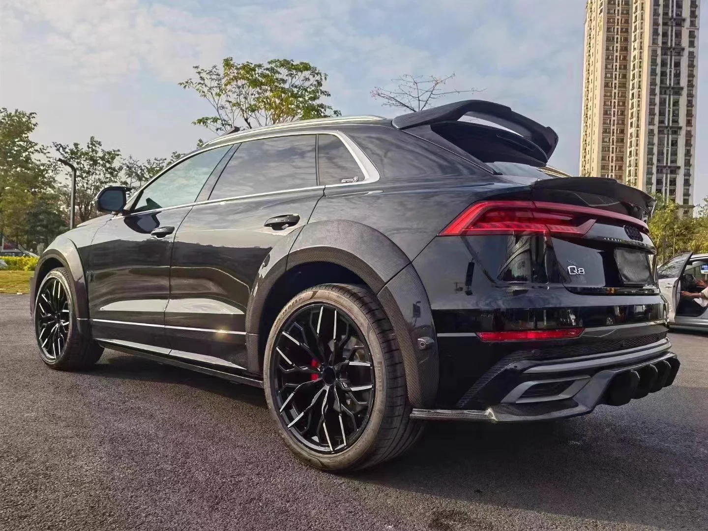 รูปชุดแต่ง ชุดแต่ง Audi Q8 Pd ภาพที่ 2