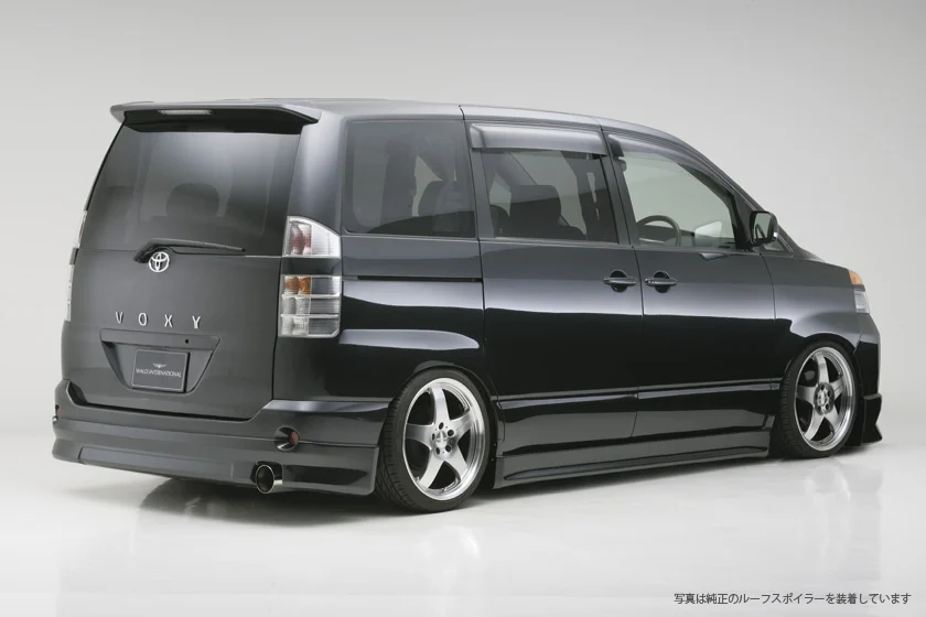 ชุดแต่ง TOYOTA VOXY WALD Japan สปอร์ตไลน์ ภาพ 5
