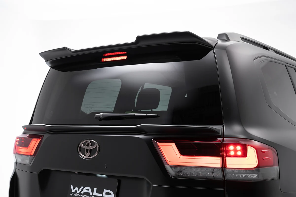 ชุดแต่ง TOYOTA LAND CRUISER 300 ZX WALD Japan สปอร์ตไลน์ แบล็กไบซัน เอดิชัน ภาพ 14