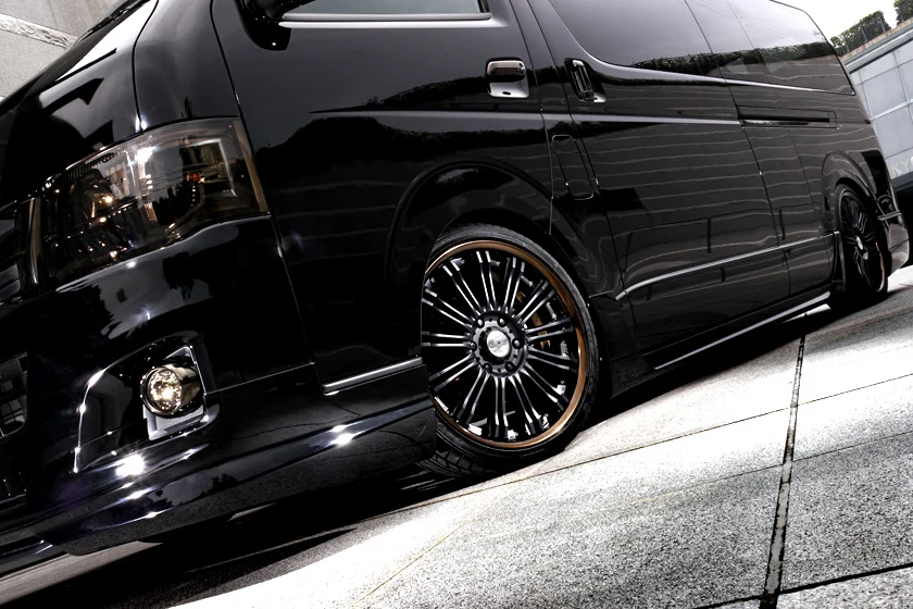ชุดแต่ง TOYOTA HIACE SUPER LONG WALD Japan เอ็กเซ็กคิวทีฟไลน์ ภาพ 13