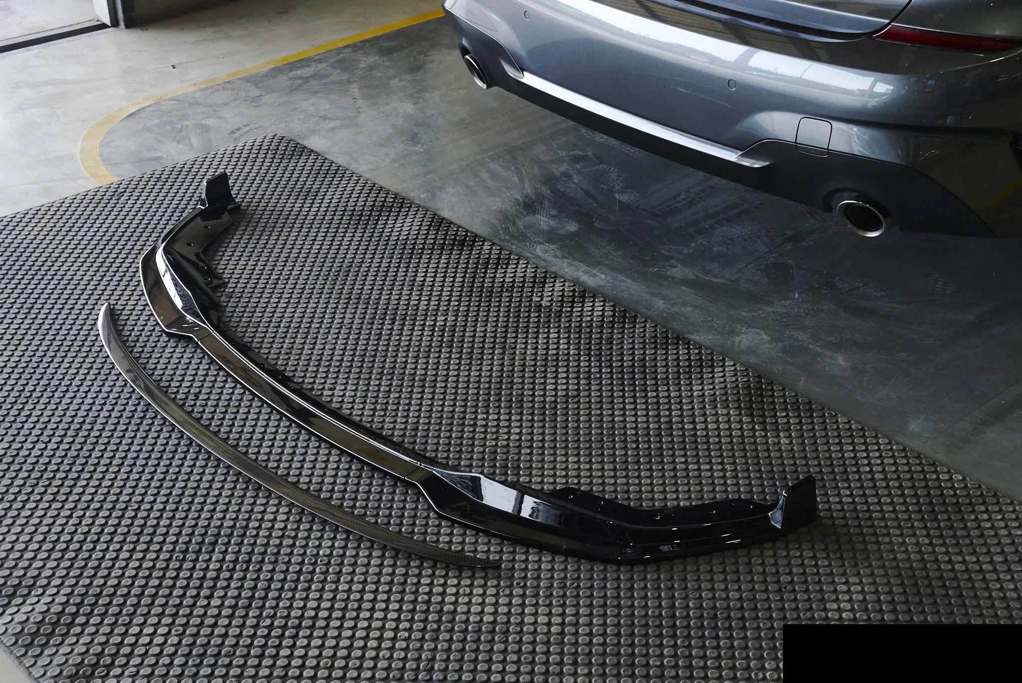 ชุดแต่ง BMW G20 BMW G20 x ลิ้นหน้า & Trunk สปอยเลอร์ คาร์บอน Prodrive Shop ภาพ 3