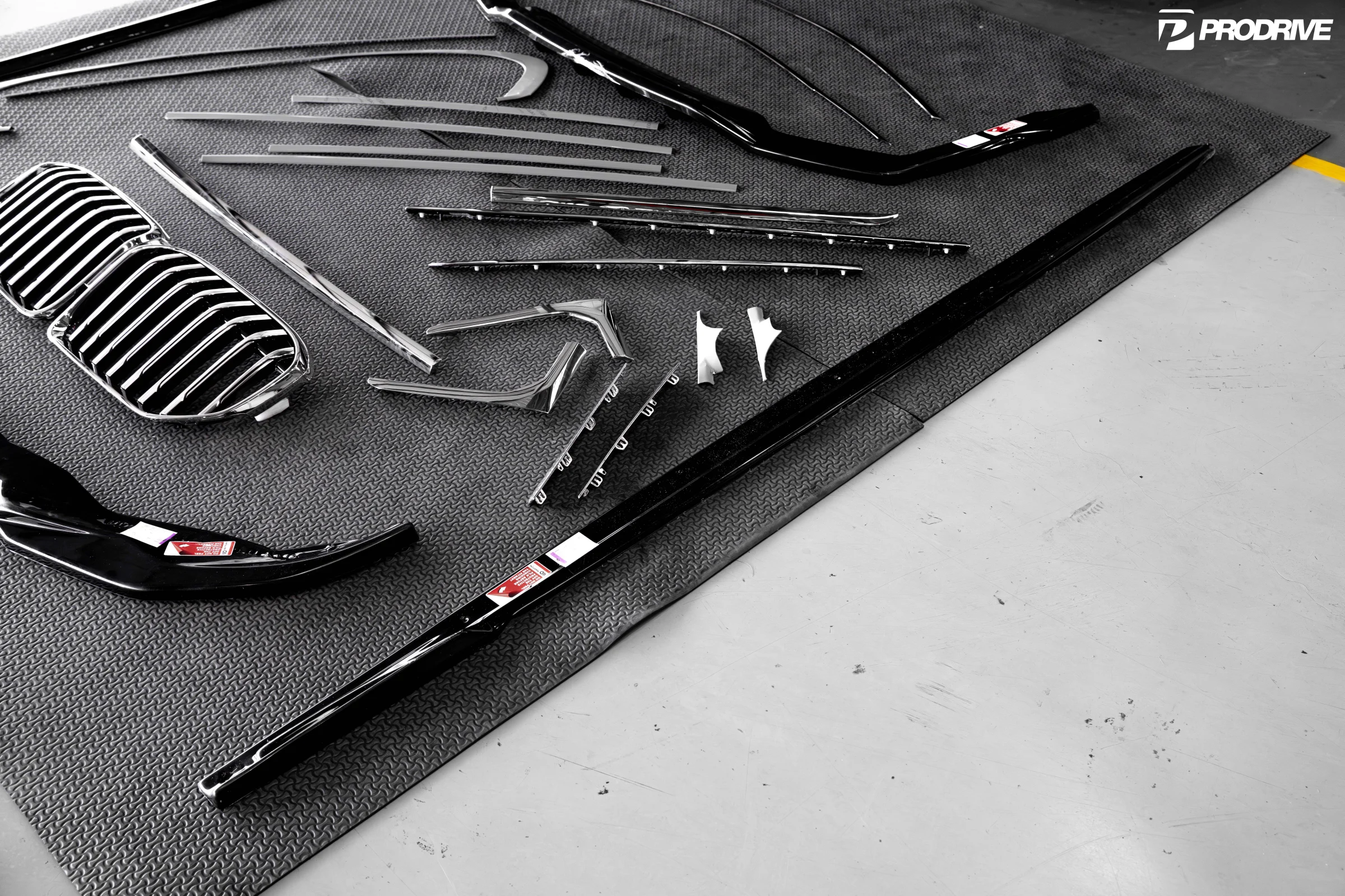 ชุดแต่ง BMW G11 / G12 BMW 7-Series G12 x Maxton Desing Bodykits Prodrive Shop ภาพ 12