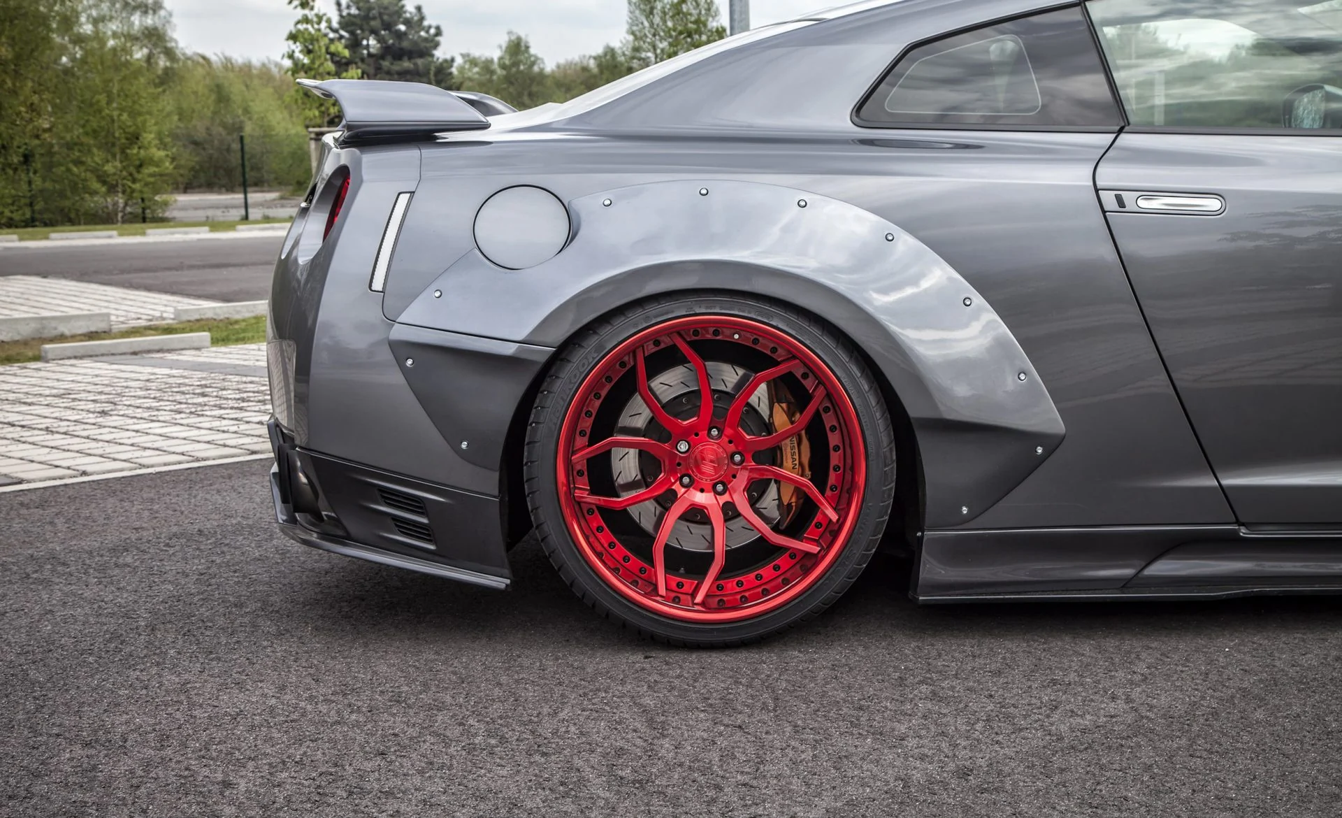 โป่งล้อหรือแก้มข้าง PD750WB Prior Design NISSAN GT-R R35 ภาพสินค้าที่เลือก