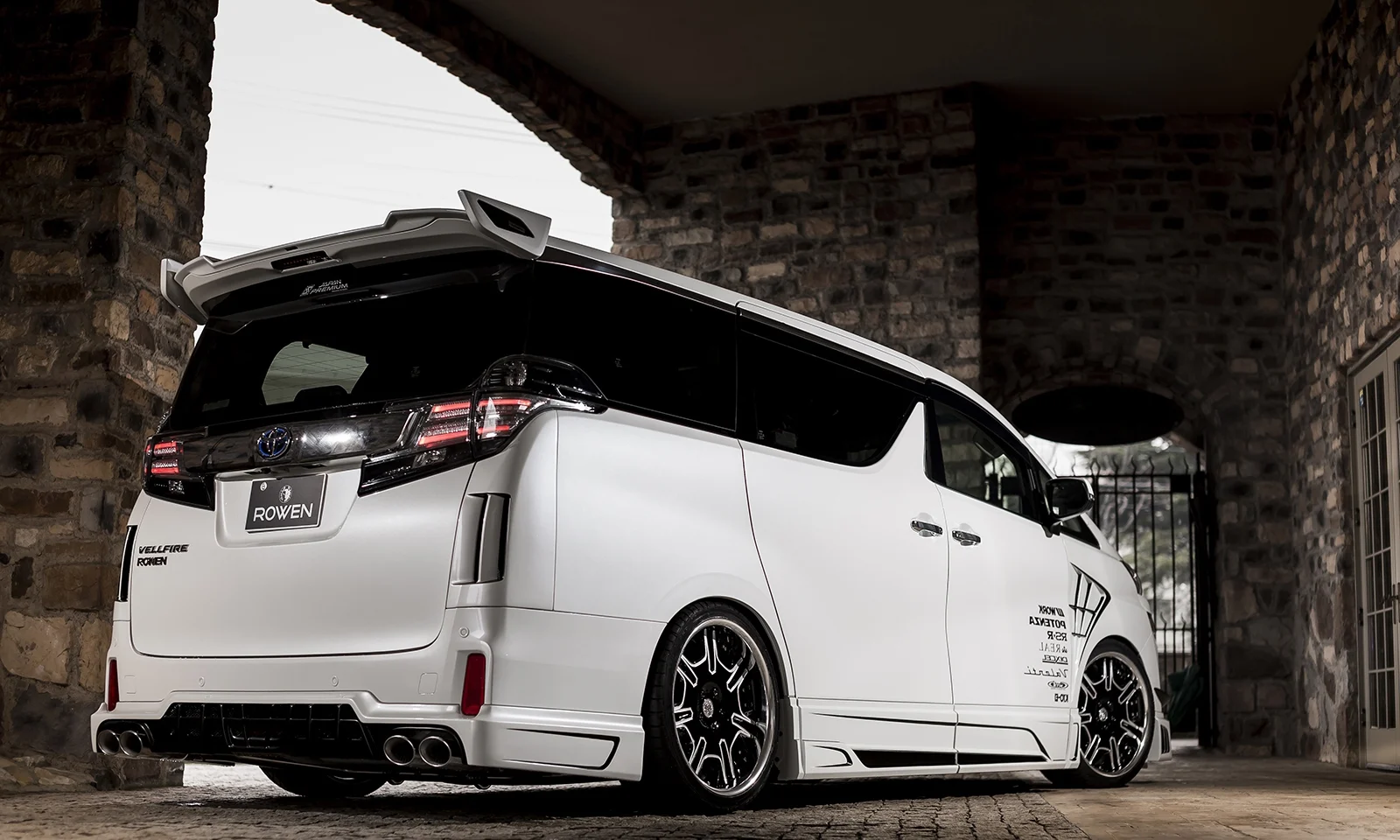 ชุดแต่ง TOYOTA 30 VELLFIRE Z-grade MODEL AGH3#W/GGH3#W/AYH30W 2015.1~2017.12 Rowen Japan ภาพ 9