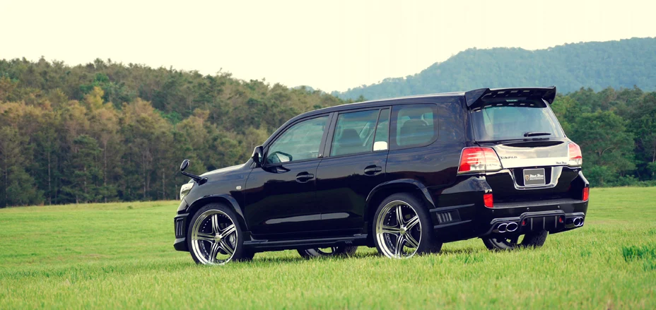 ชุดแต่ง TOYOTA LAND CRUISER 200 WALD Japan สปอร์ตไลน์ แบล็กไบซัน เอดิชัน ภาพ 18