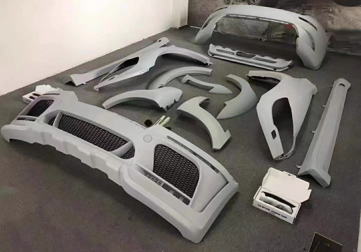 รูปชุดแต่ง ชุดแต่ง BMW X6 E71 Hamann Wide Body ภาพที่ 4