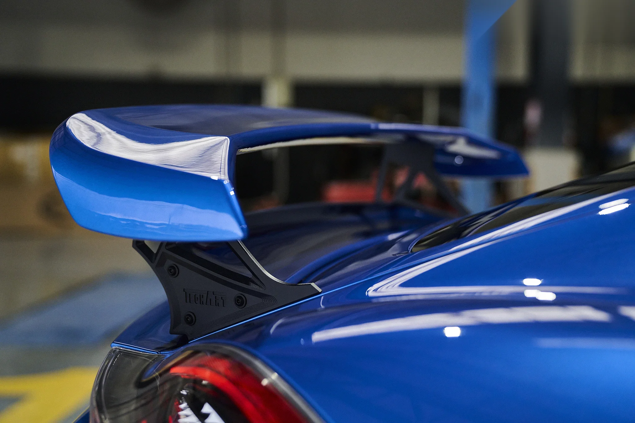 ชุดแต่ง PORSCHE 981 SERIES Cayman 981 x TechArt สปอยเลอร์หลัง Prodrive Shop ภาพ 4
