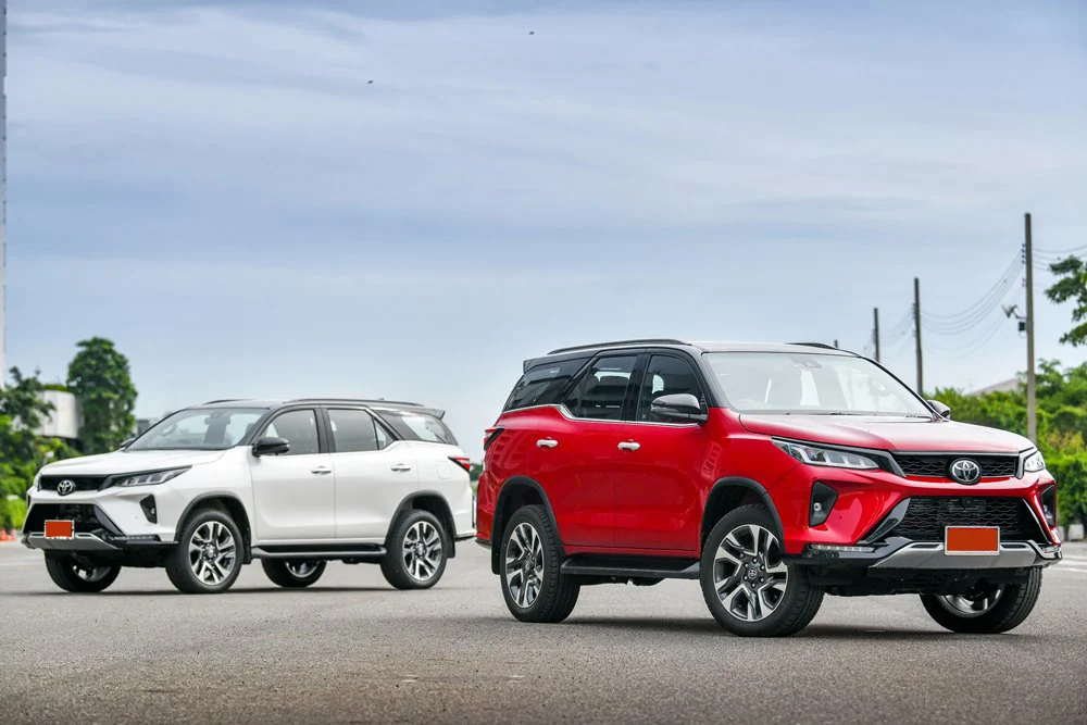 รูปชุดแต่ง ชุดแต่ง Toyota Fortuner 2015 2019 เปลี่ยนเป็น Legender ภาพที่ 11