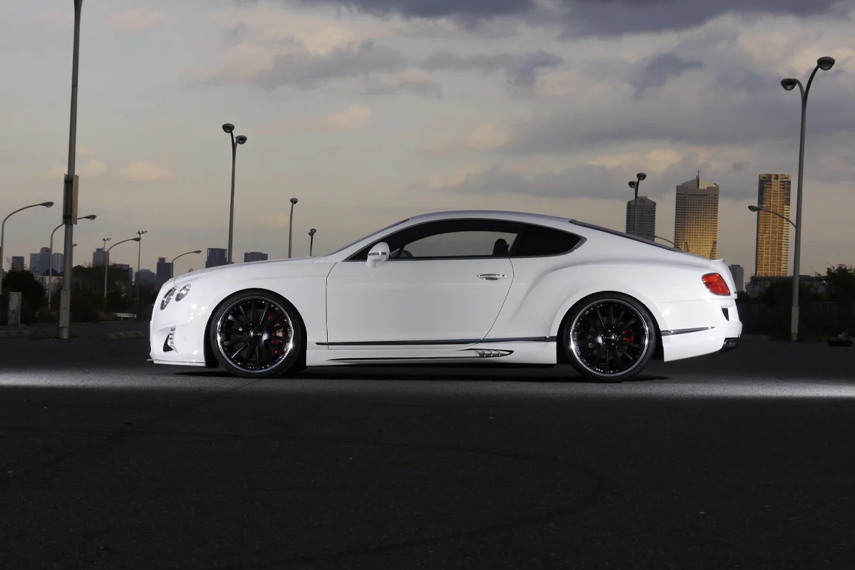 ชุดแต่ง BENTLEY CONTINENTAL GT WALD Japan สปอร์ตไลน์ แบล็กไบซัน เอดิชัน ภาพ 20