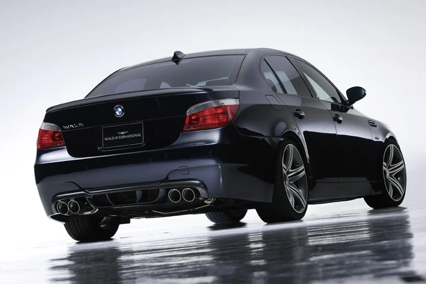 ชุดแต่ง BMW 5 Series WALD Japan สปอร์ตไลน์ BUMPER TYPE M5 LOOK ภาพ 8