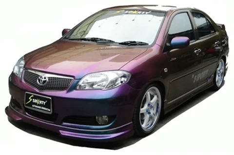 ชุดแต่ง VIOS 2005 ภาพรถเต็มคันมุมหน้าจากต้นทาง S-Sporty