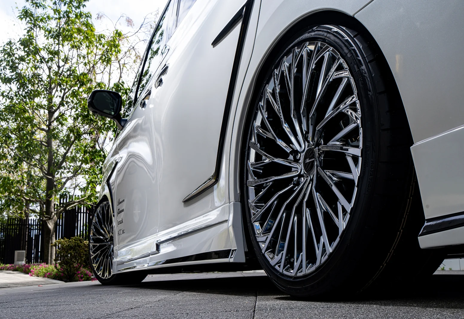ชุดแต่ง TOYOTA 40ALPHARD Executive Lounge/Z/X AAHH4#W/AGH4#W 2023/6- Rowen Japan ภาพ 15
