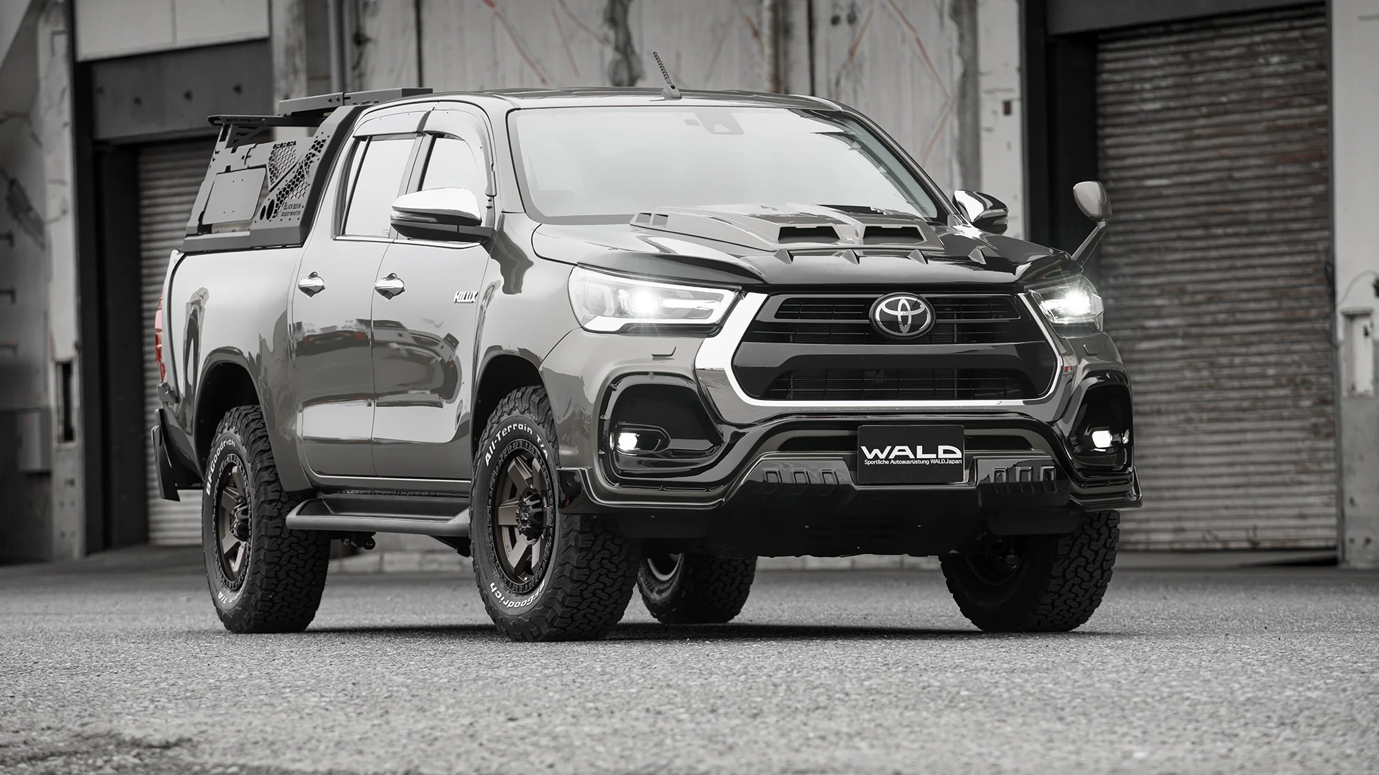 ชุดแต่ง TOYOTA HILUX WALD Japan สปอร์ตไลน์ แบล็กไบซัน เอดิชัน BUMPER TYPE ภาพ 2