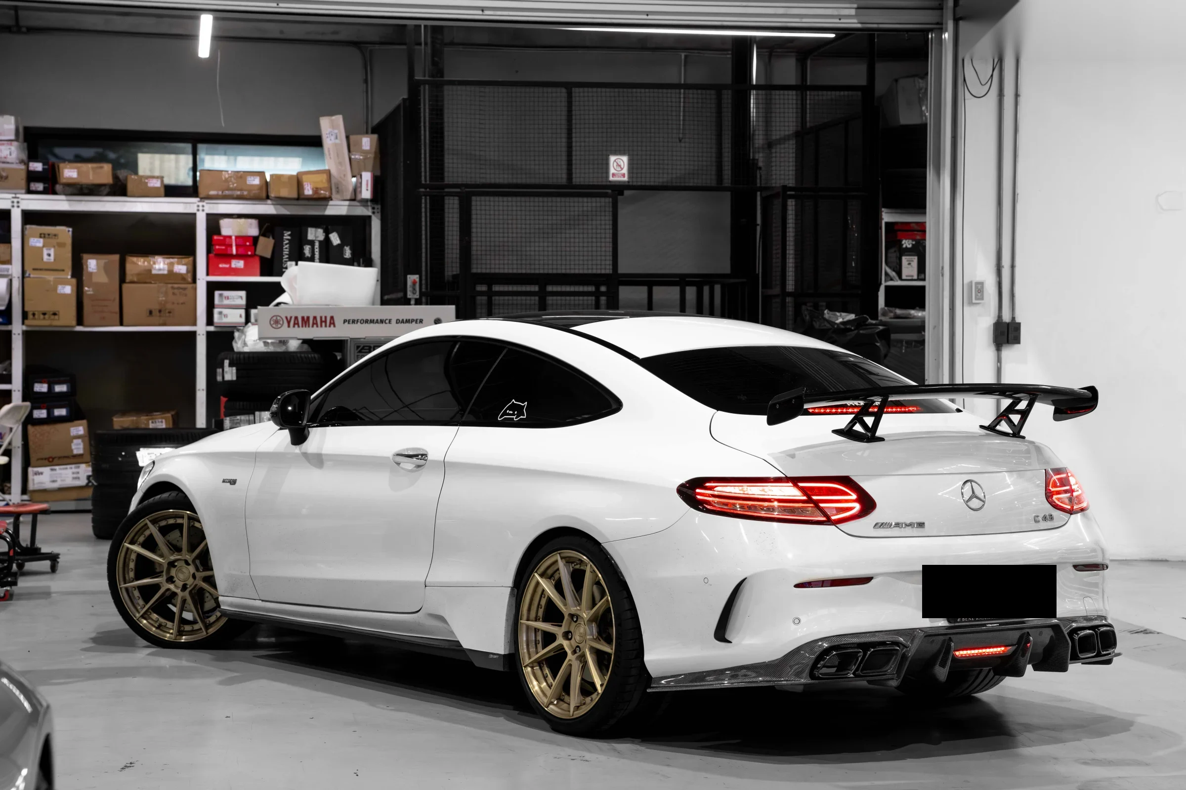 ชุดแต่ง MERCEDES BENZ C43 Mercedes-Benz C43 AMG x CMST คาร์บอน ดิฟฟิวเซอร์หลัง x CMST Quad Exhaust Tips Prodrive Shop ภาพ 1
