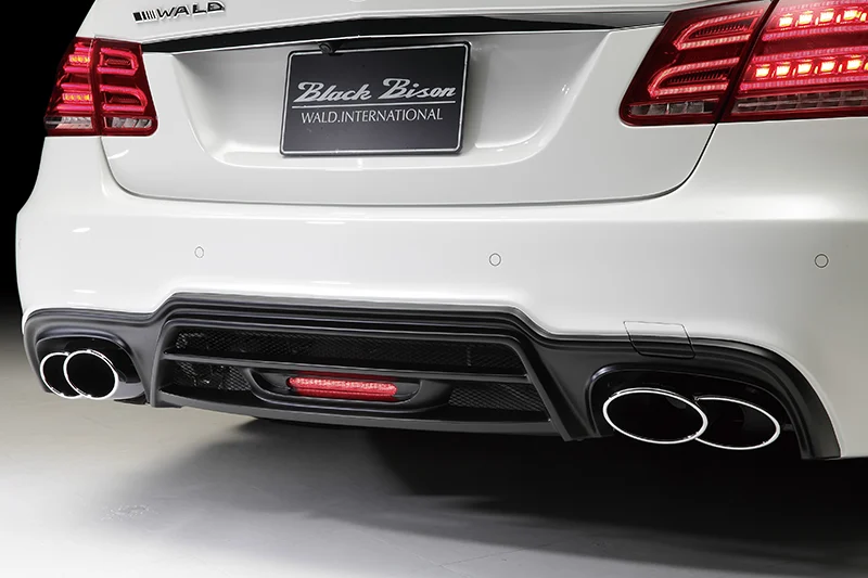 ชุดแต่ง MERCEDES-BENZ E-CLASS WALD Japan สปอร์ตไลน์ แบล็กไบซัน เอดิชัน ภาพ 22