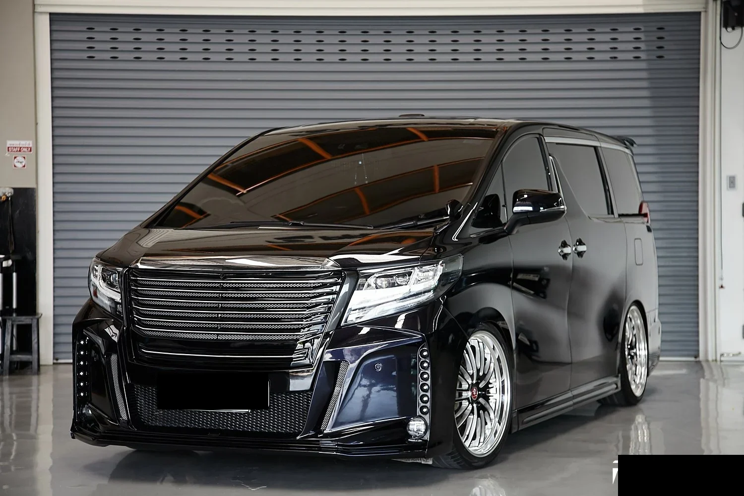 ชุดแต่ง TOYOTA ALPHARD 30 x Silkblaze Glanzen x WORK 21′′ Prodrive Shop ภาพ 2