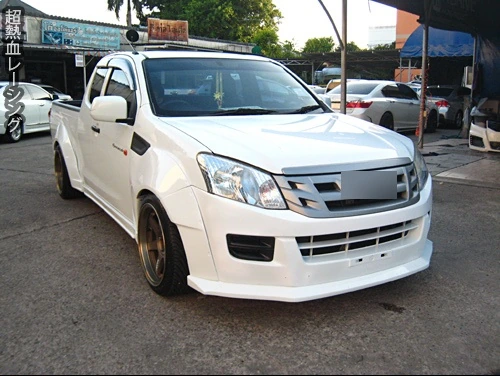 ชุดแต่ง Isuzu D Max 2011 2015 NTS ภาพ 2