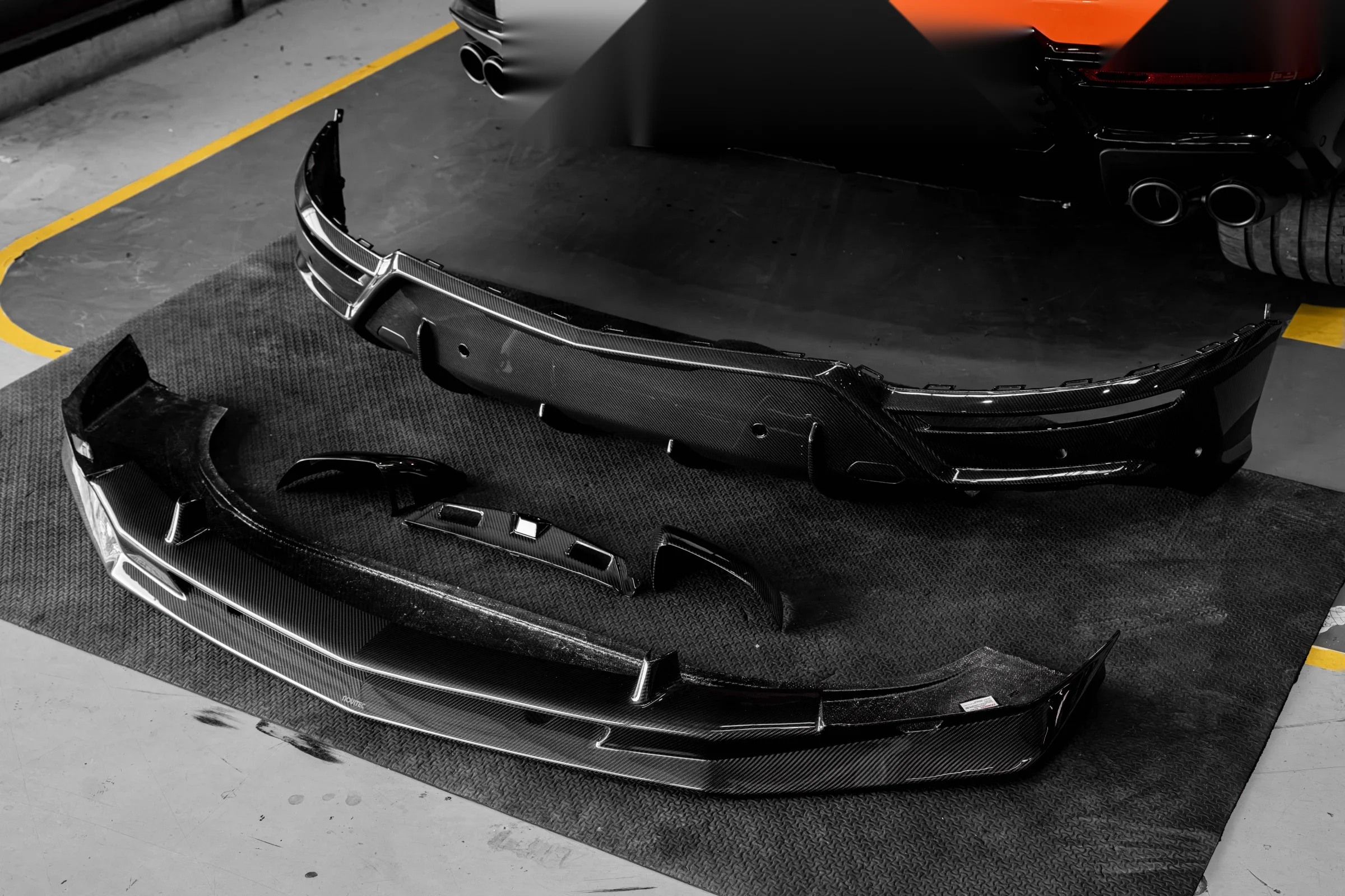 ชุดแต่ง LAMBORGHINI Urus Lamborghini Urus SE x Novitec คาร์บอน Parts Prodrive Shop ภาพ 13
