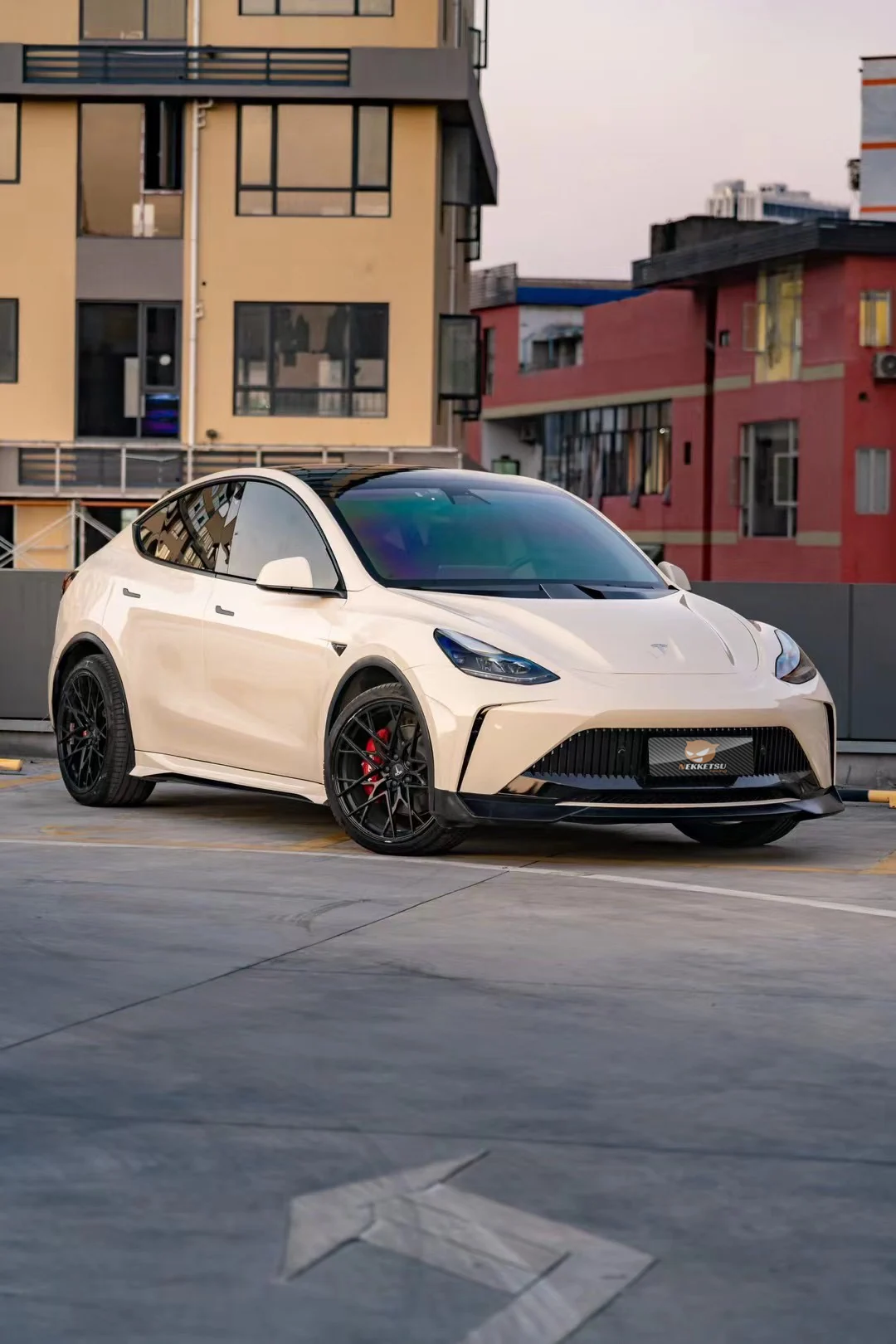 รูปชุดแต่ง ชุดแต่ง Tesla Model y sport v.2 ภาพที่ 1