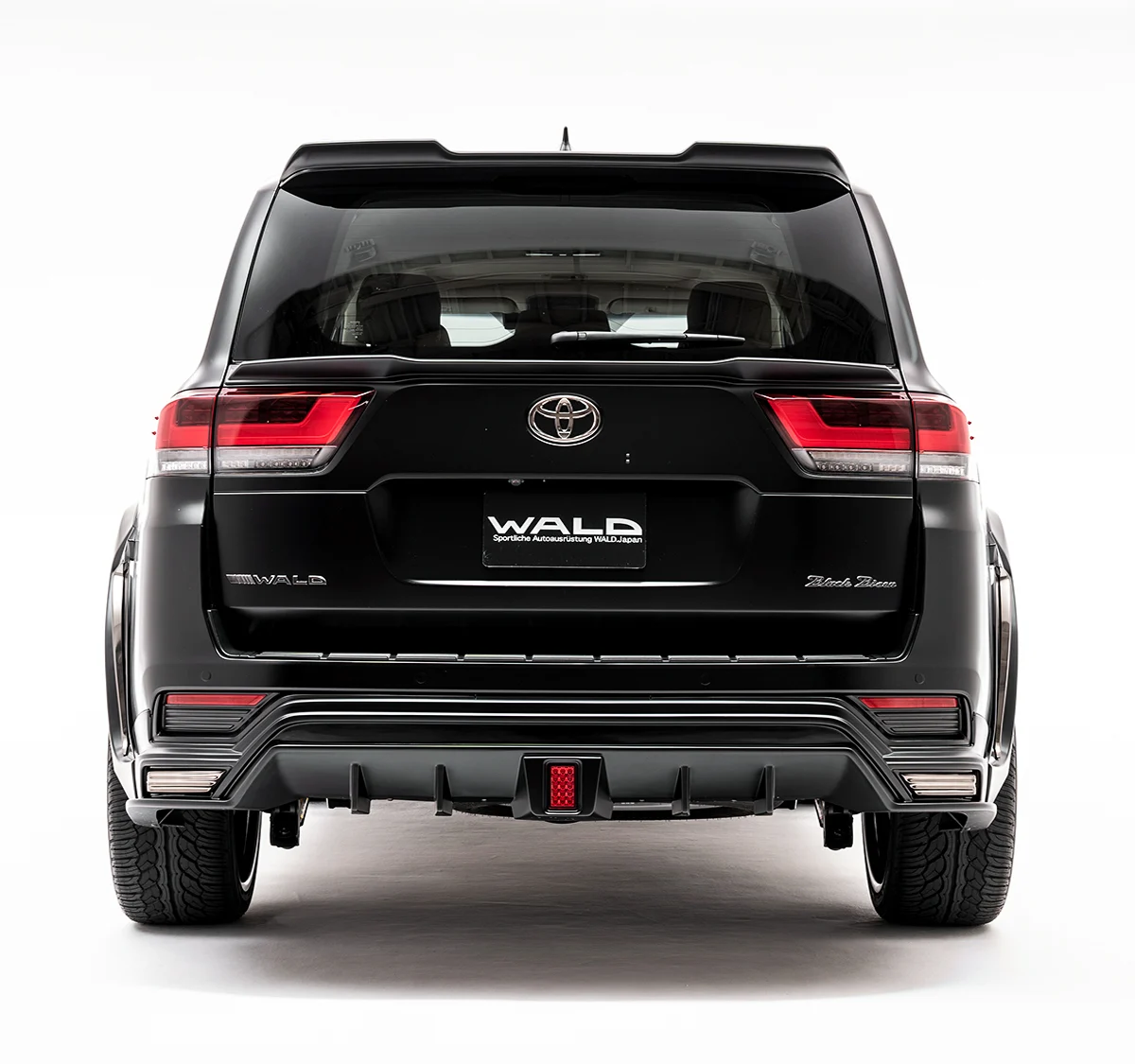 ชุดแต่ง TOYOTA LAND CRUISER 300 ZX WALD Japan สปอร์ตไลน์ แบล็กไบซัน เอดิชัน ภาพ 2