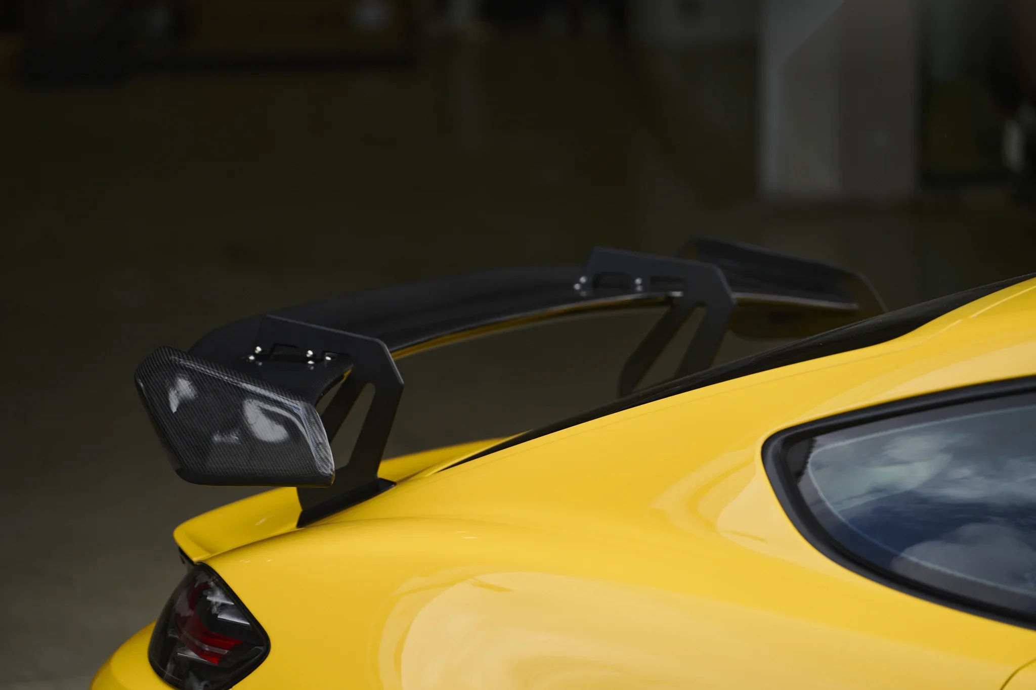 ชุดแต่ง PORSCHE 718 Porsche Cayman 718 x GT4 Style Wing (คาร์บอน) Prodrive Shop ภาพ 4